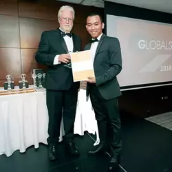 Penyedia Homecare Insan Medika mendapatkan Penghargaan The Global Awards 2016 Insan Medika